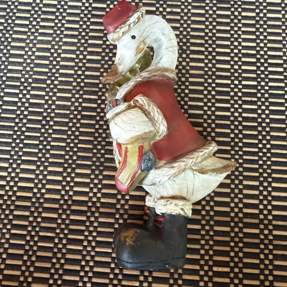 Vintage TII Collections Christmas Goose Duck‎ Whitewashed Rustic Figurine Resin